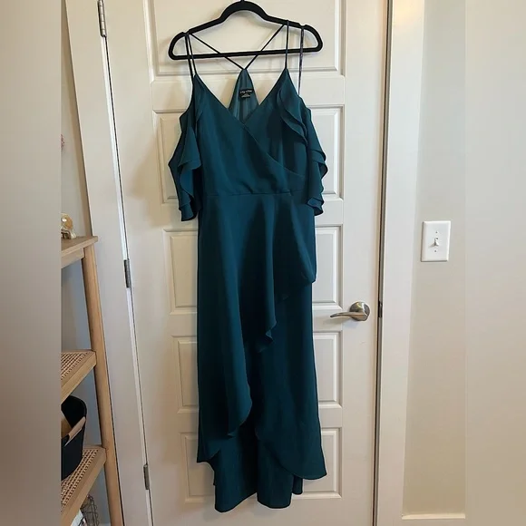 green emerald velvet dress City Chic Plus Size Dress, Emerald Floral Maxi Dress at Amazon Women's  Clothing store